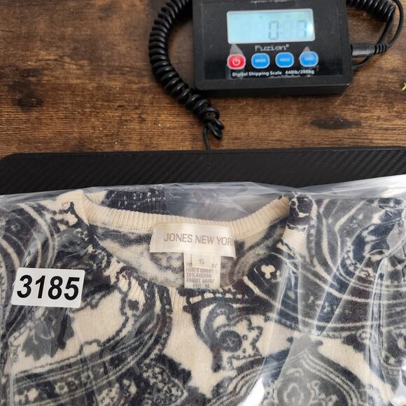 VNTG Jones New York Paisley Sweater Wool/Angora/Nylon Women’s SZ SM Blue/Cream - Picture 9 of 9